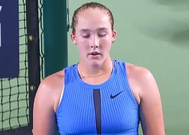 决赛展开交, 温网背靠背, 米拉 决赛展开交, 温网背靠背, 米拉